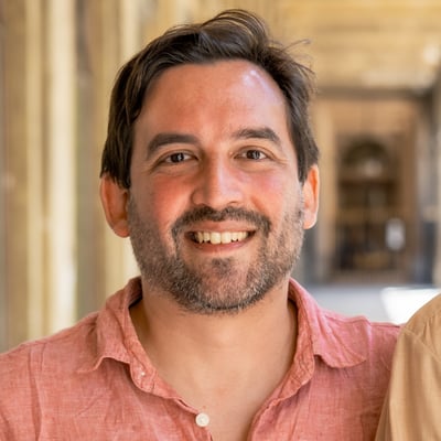 jules-caron-headshot jules-caron-headshot